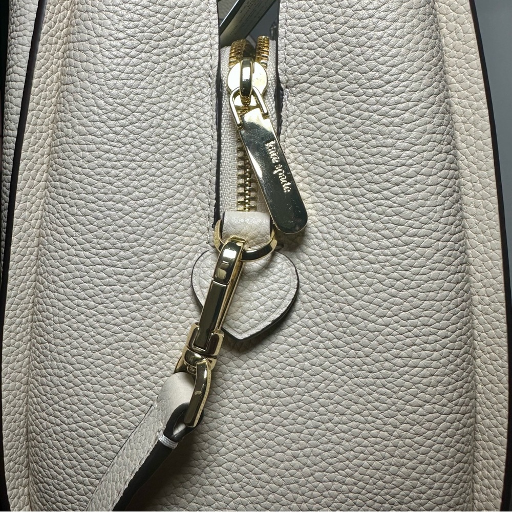 15. NWT kate spade new york Medium Knott Leather Crossbody Tote - Picture 8 of 13